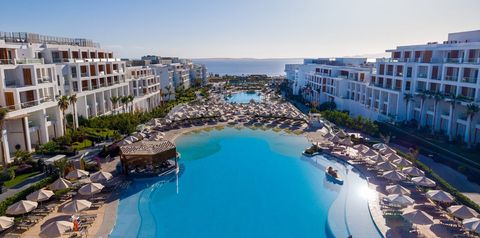 obiekt, teren hotelu, basen