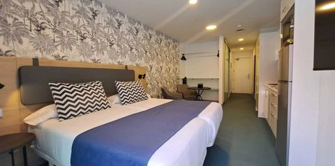 pokój, kuchnia / aneks kuchenny