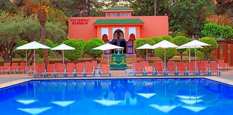 obiekt, teren hotelu, basen