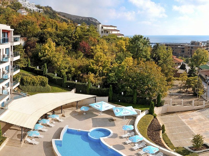 Royal Cove Kavarna
