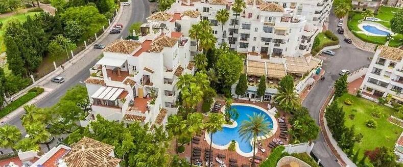 obiekt, teren hotelu