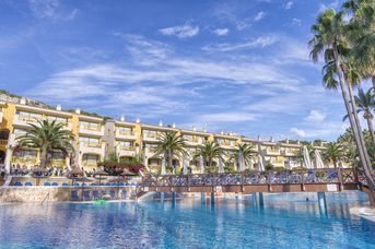 Royal Son Bou Family Club