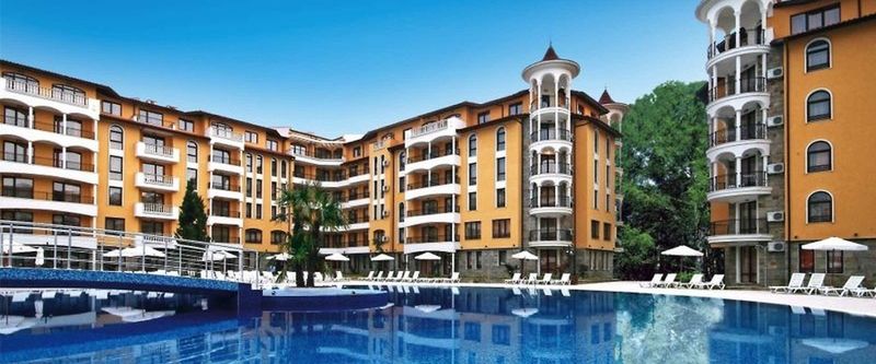 obiekt, teren hotelu, basen