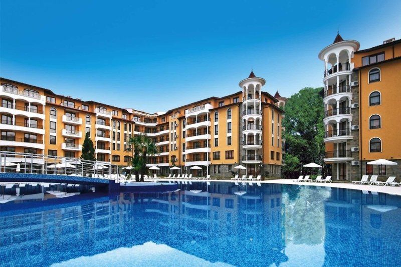 obiekt, teren hotelu, basen