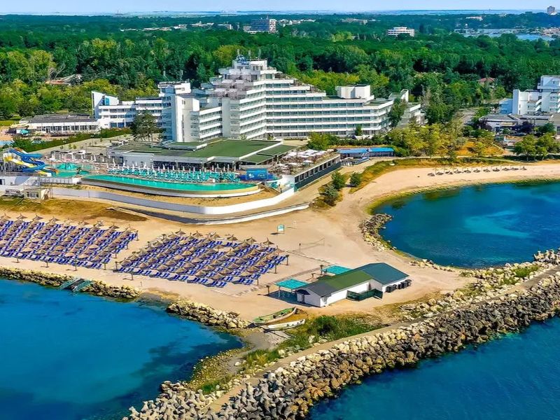 Mera Onix (Cap Aurora)