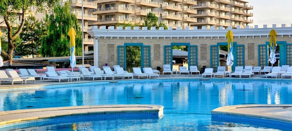 Phoenicia Royal