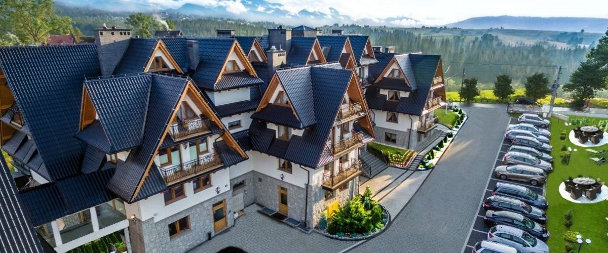 obiekt, budynek główny, teren hotelu