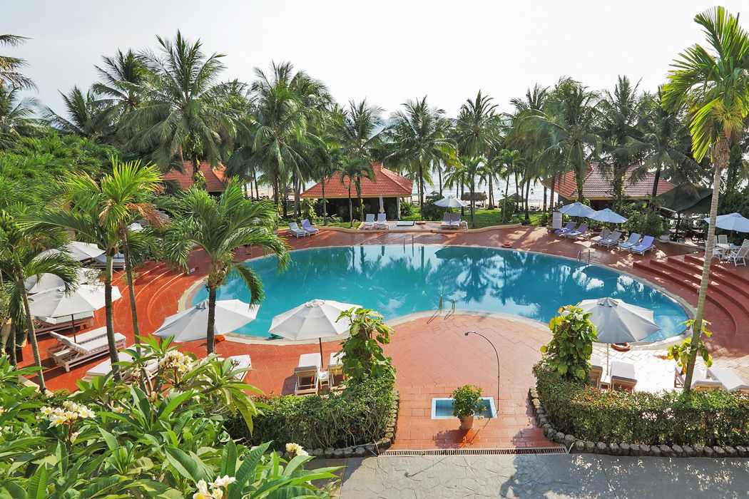 basen, teren hotelu