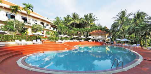 basen, teren hotelu, obiekt