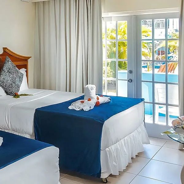 Bay Gardens Inn
