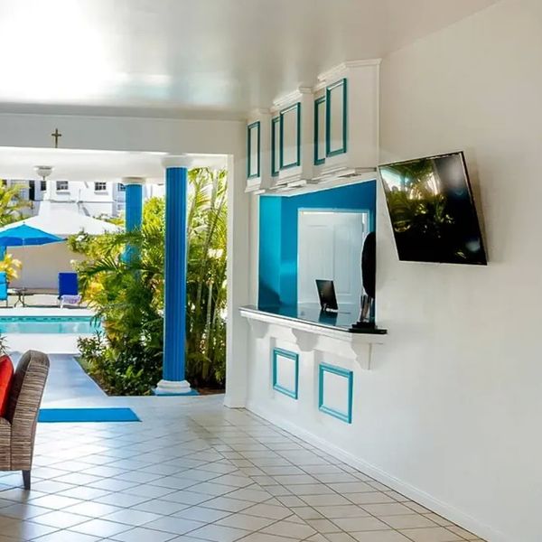 Bay Gardens Inn