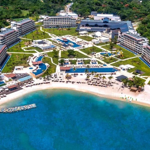 Royalton Saint Lucia (ex Smuglers Cove Resort & Sp