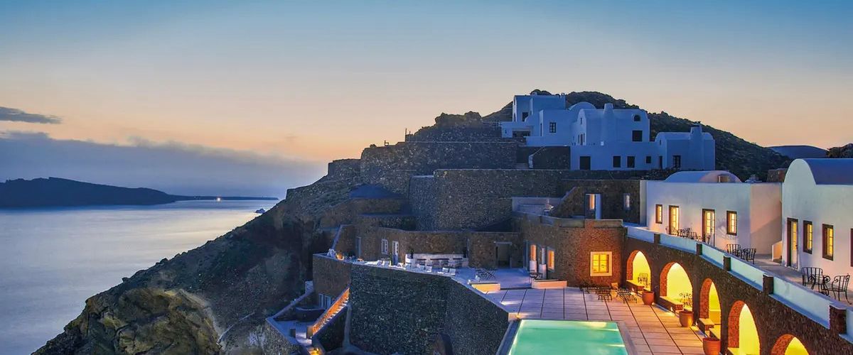 obiekt, teren hotelu, basen