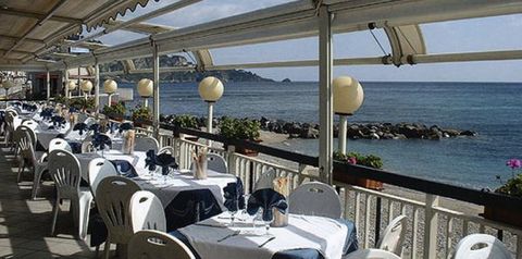 plaża, restauracja