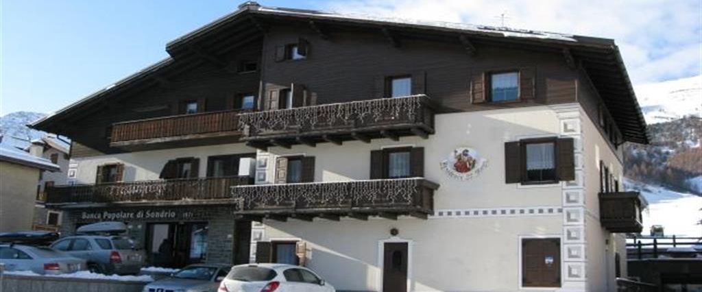 obiekt, budynek główny