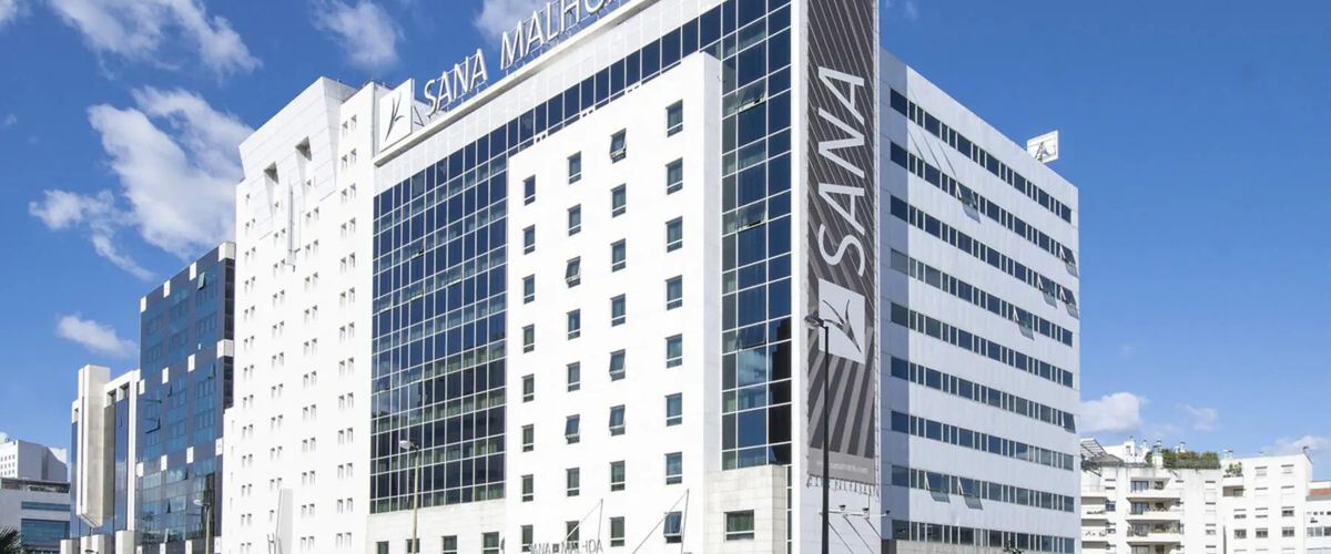 obiekt, budynek główny