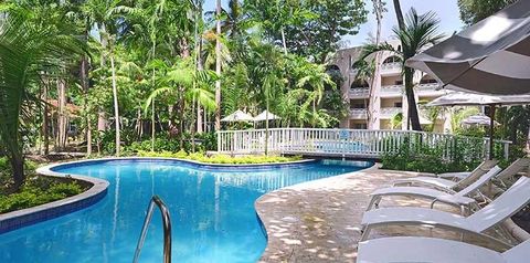 obiekt, teren hotelu, basen