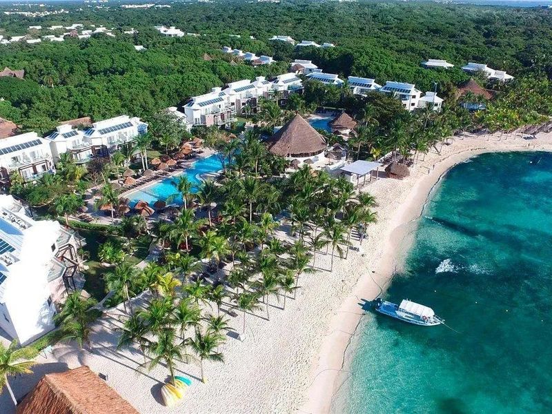 Sandos Caracol Eco Resort & SPA