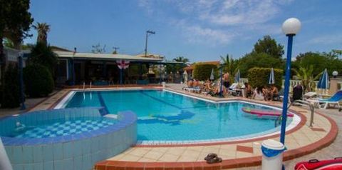 teren hotelu, jacuzzi, basen