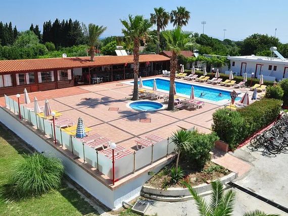 restauracja, teren hotelu, basen
