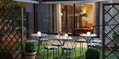 kawiarnia, teren hotelu