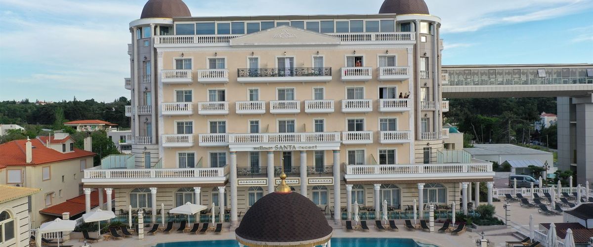 obiekt, teren hotelu, basen