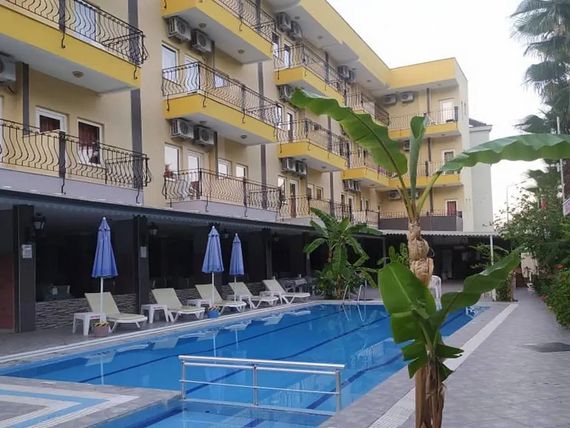 teren hotelu, obiekt, basen