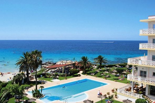 teren hotelu, plaża, basen