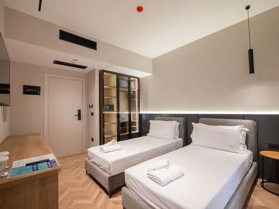 Sasso 4*