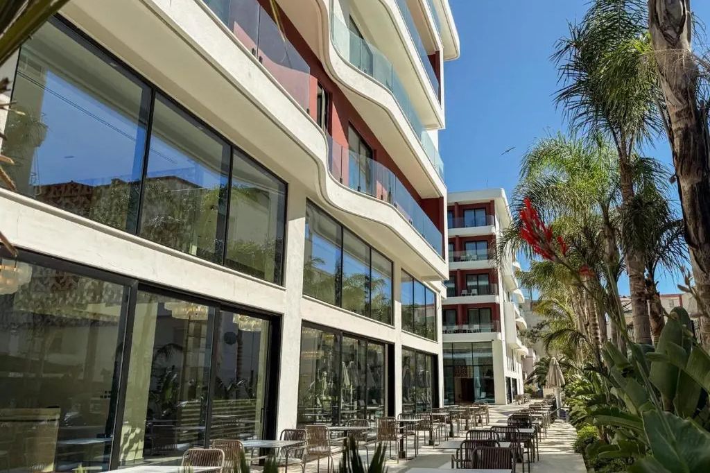 obiekt, teren hotelu, restauracja