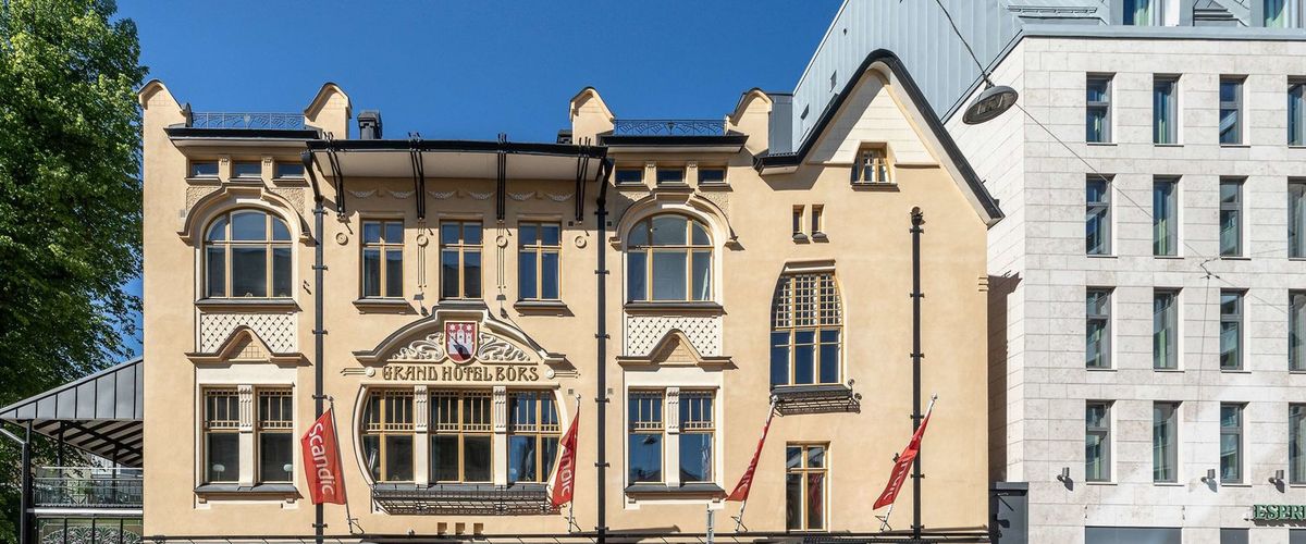 obiekt, budynek główny