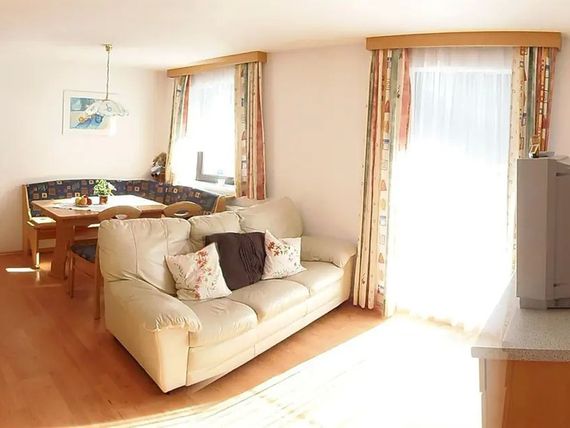 Schattaugut - Apartamenty 3*