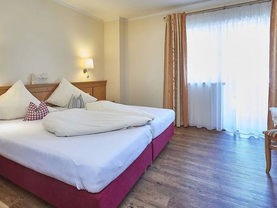 Schweizerhaus 3*