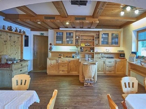 Schweizerhaus 3*