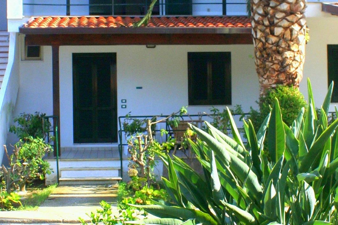 obiekt, teren hotelu