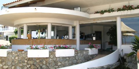 beach bar
