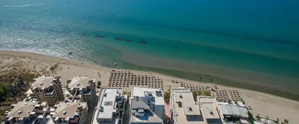 plaża, teren hotelu