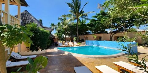 obiekt, teren hotelu, basen