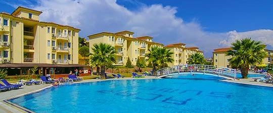 teren hotelu, basen, obiekt