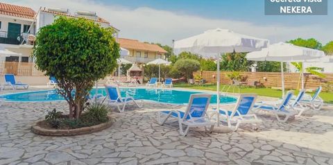obiekt, teren hotelu, basen