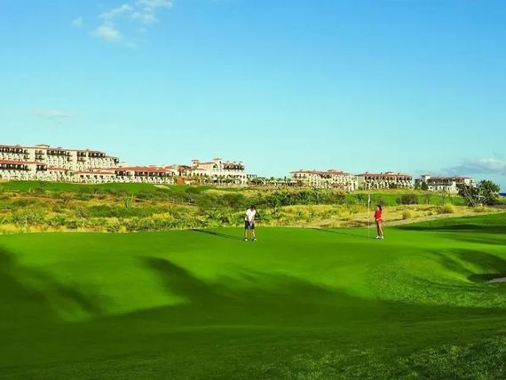 pole golfowe