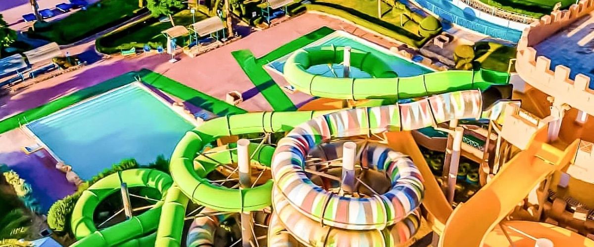 basen, zjeżdżalnia