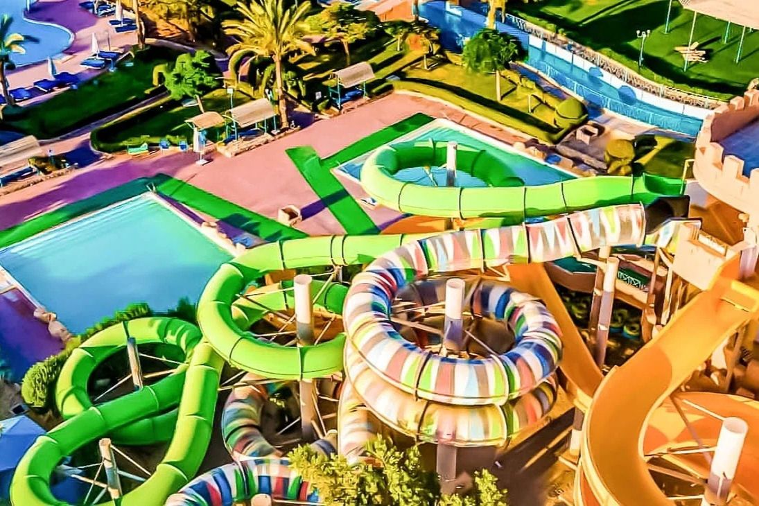 basen, zjeżdżalnia