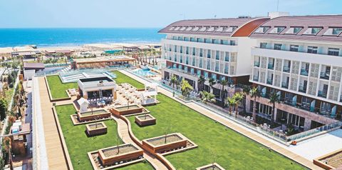 obiekt, teren hotelu