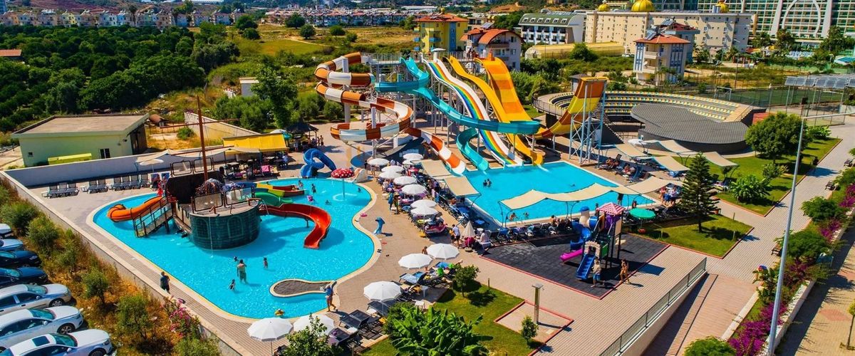 obiekt, budynek główny