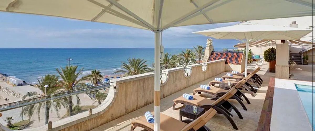 teren hotelu, basen, sport i rekreacja