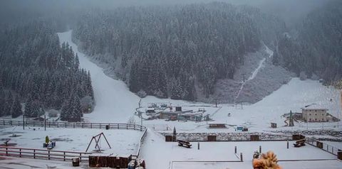 plac zabaw, góry, wyciągi narciarskie