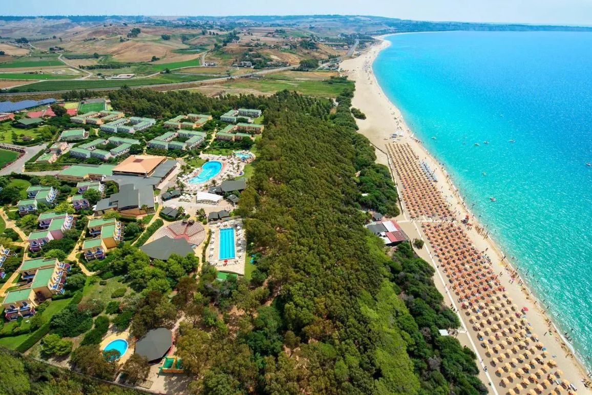 basen, plaża, teren hotelu