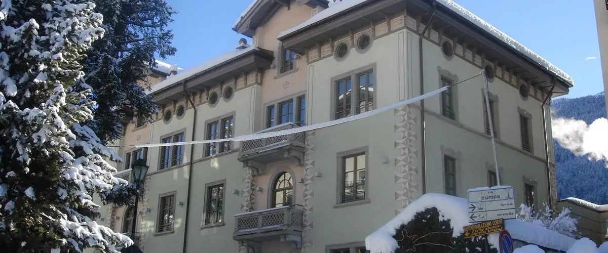 góry, teren hotelu, obiekt