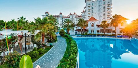 obiekt, teren hotelu, basen